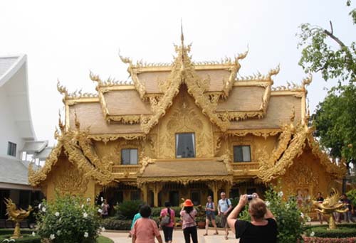 WatRongKhun5