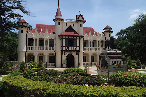 Nakhon Phanom 10