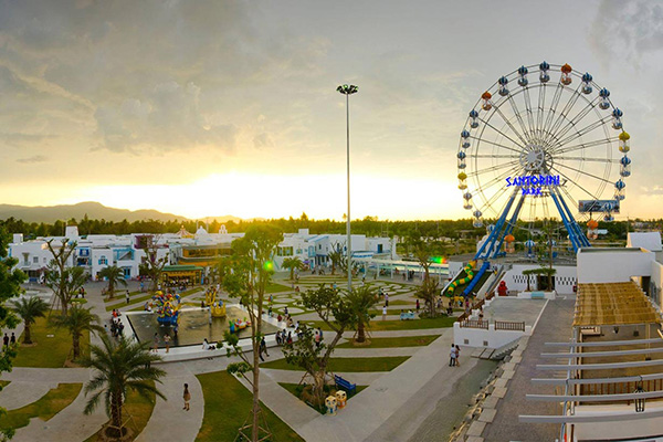 Santorini Park 2