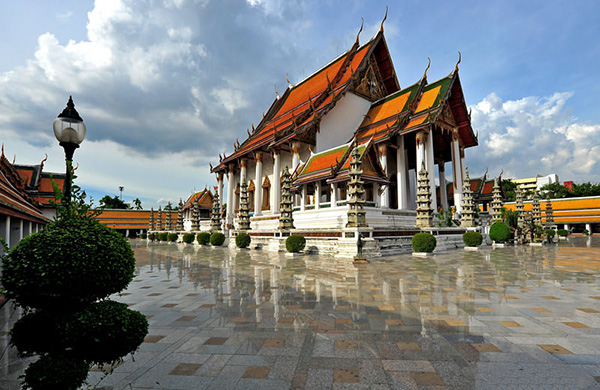 Wat Suthat- khu đền cổ Thái Lan