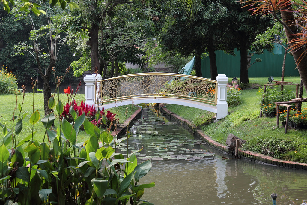 quan Dusit 2