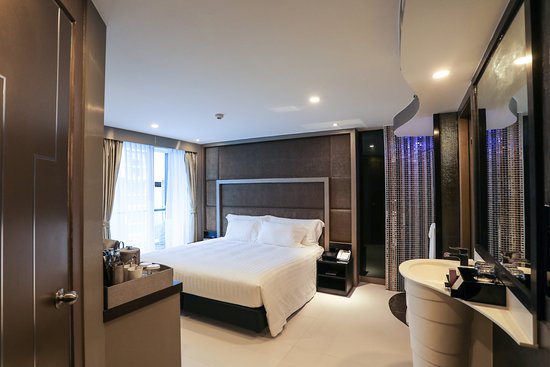 Centara Azure Hotel 4
