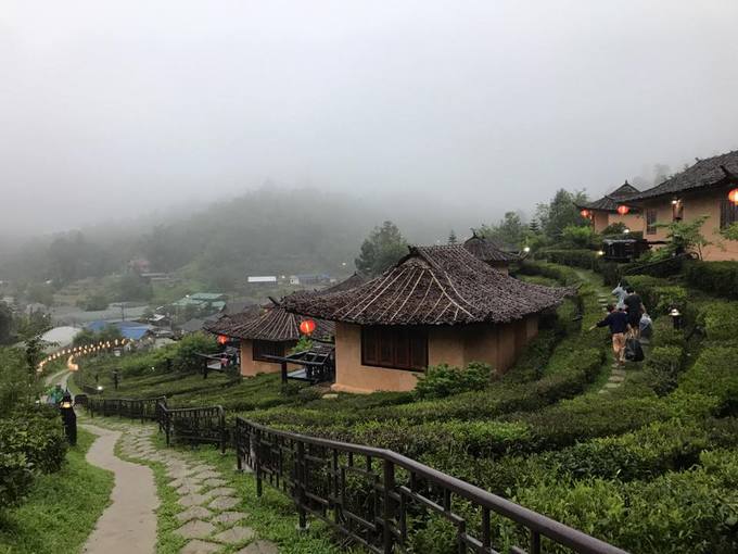 Lee Wine Ruk Thai resort 2