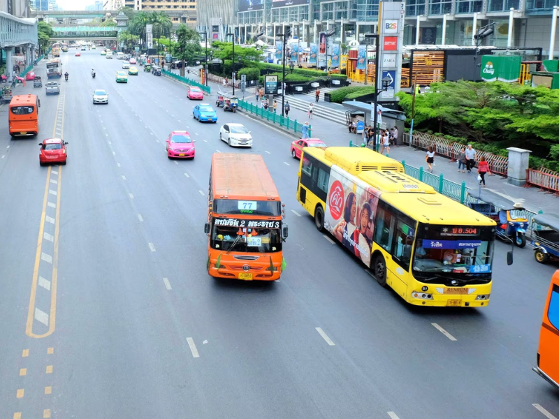 bus thailand