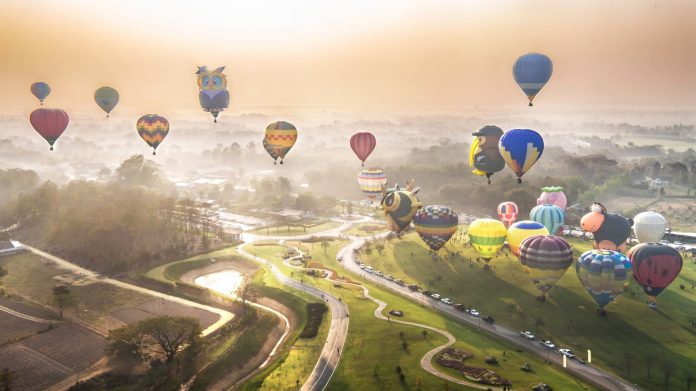 kham pha chiang mai tu khinh khi cau 1