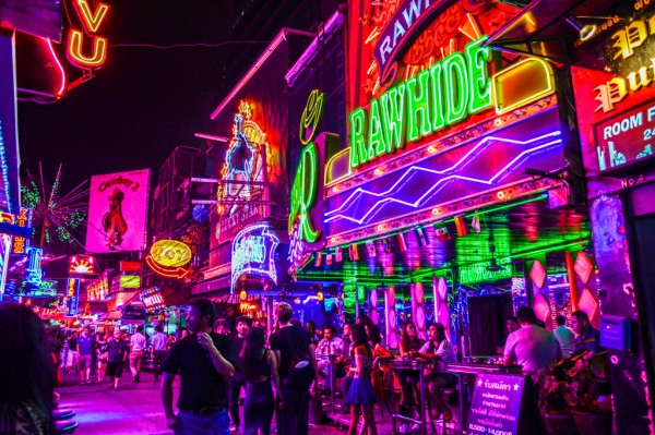 lich trinh du lich thai lan soi cowboy
